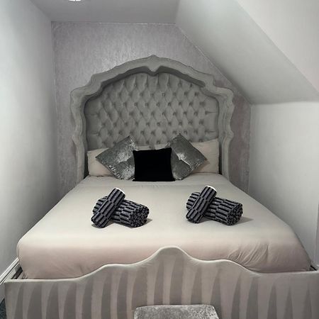 Hurst Meadow View Flat 1 아파트 외부 사진