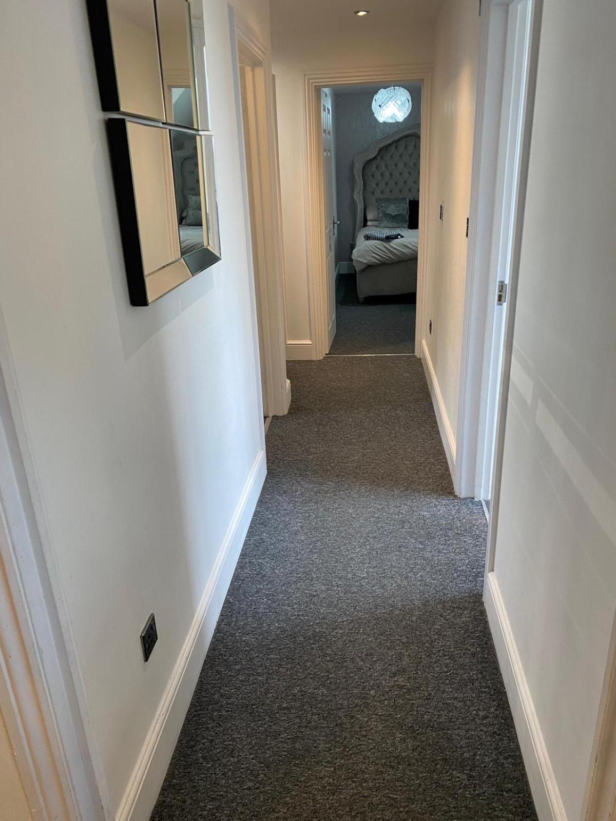Hurst Meadow View Flat 1 아파트 외부 사진